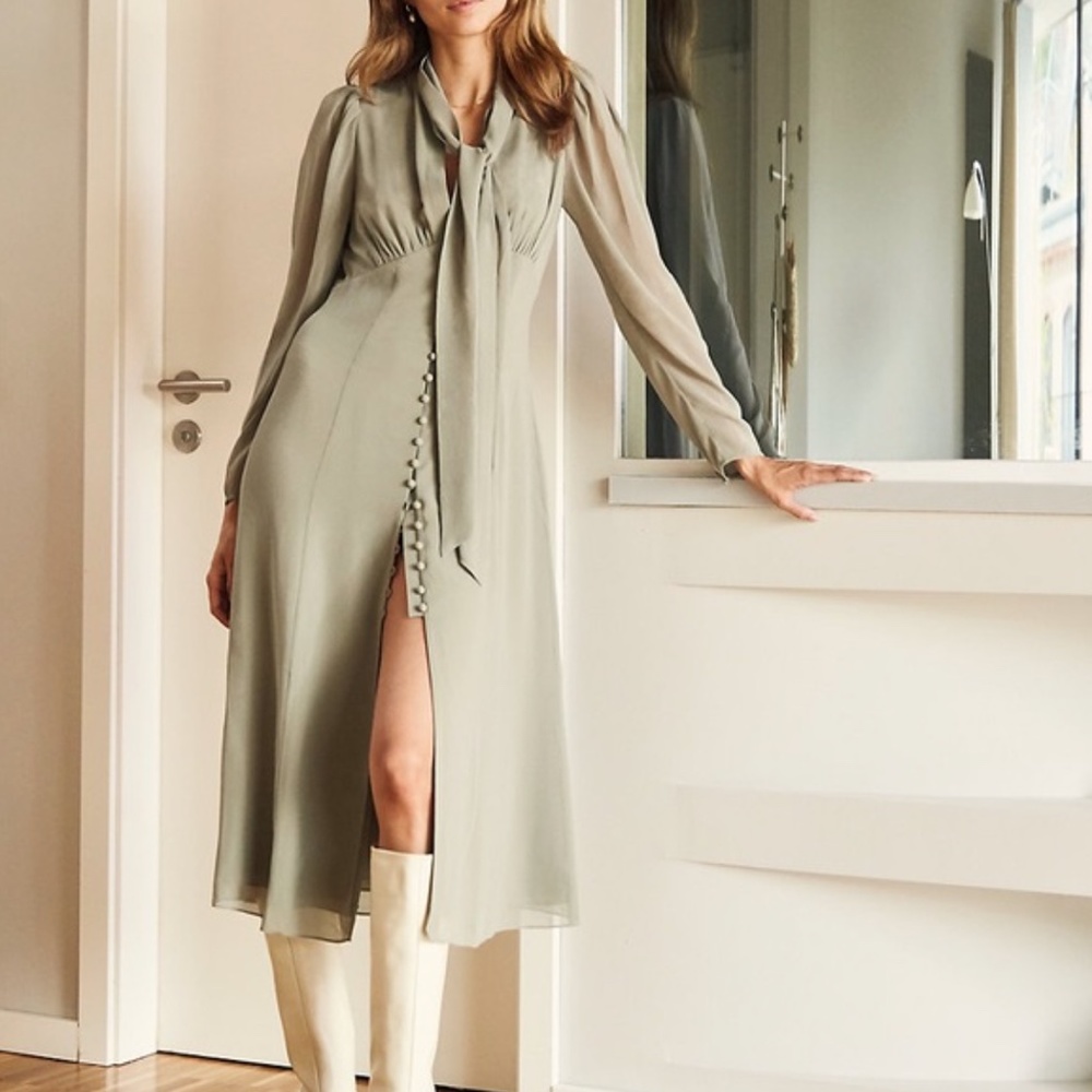 Aritzia Wilfred Mambo Dress